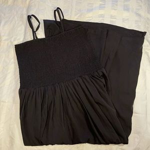 black spaghetti strap stretchy midi dress